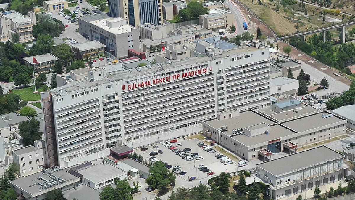 Ankara'da sağlık skandalı! Kopan parmak elinde kaldı: Acısına mı yansın olayın vahimliğine mi? Kapı kapı malzeme aradılar