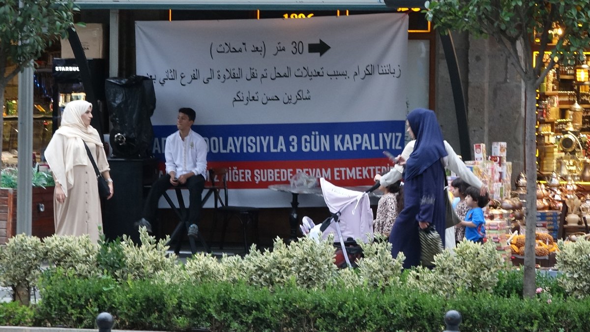 Trabzon'da 10 gıda işletmesi mühürlendi: 'Fahiş fiyat' mührünü 'tadilattayız' afişleri ile kapattılar