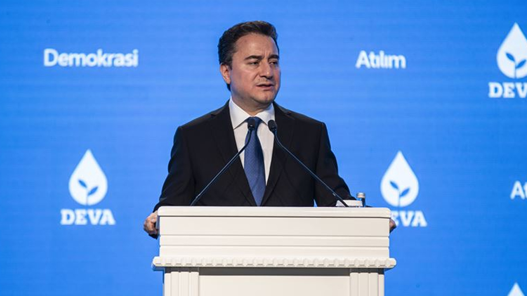 Babacan yeni KKM kararını değerlendirdi: ’Ülkeyi batırma’ projesinden çıkma çabası olumlu ama irade yok