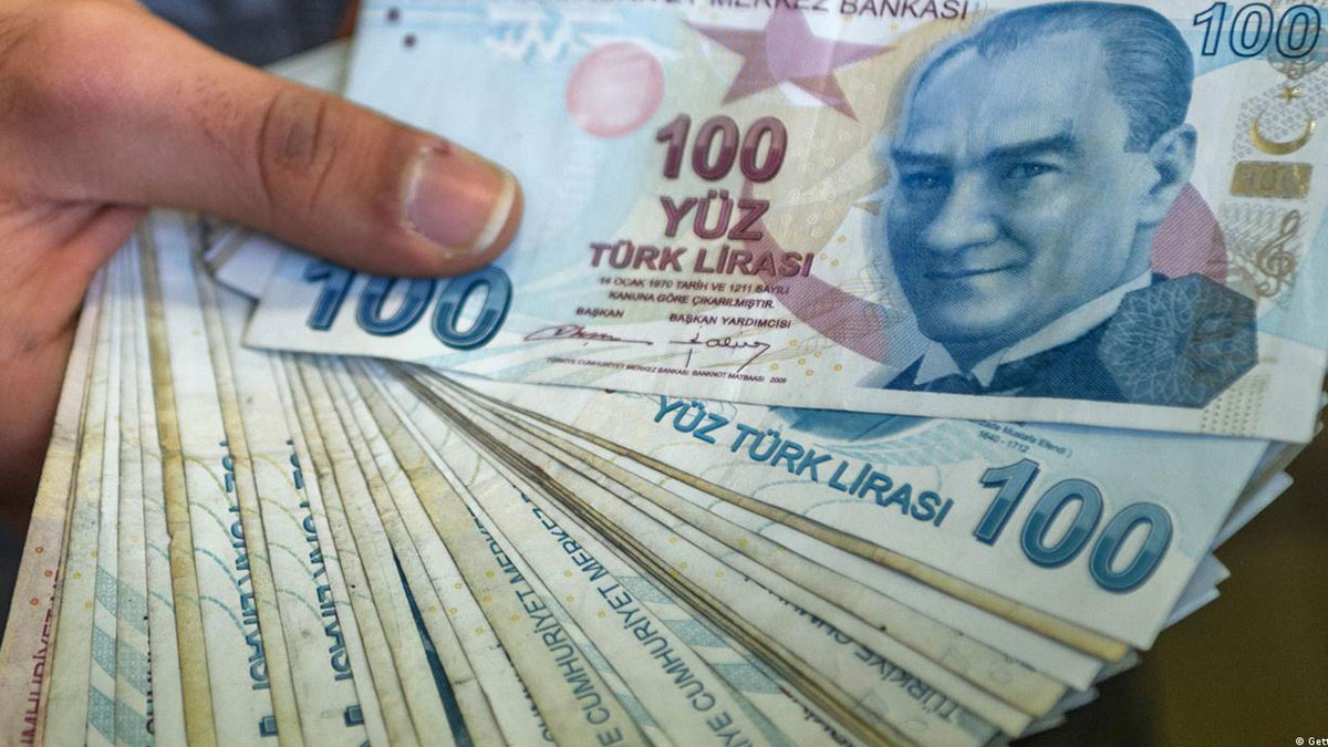 En düşük emekli maaşı o tarihte 10 bin TL oluyor! Müjdeyi AK Parti Başkanvekili duyurdu