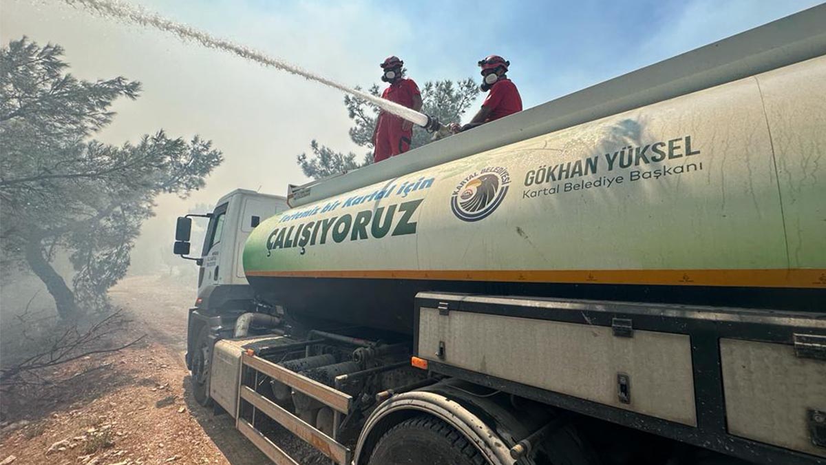 Kartal Belediyesi ekiplerinden Çanakkale’deki yangın mücadelesine destek