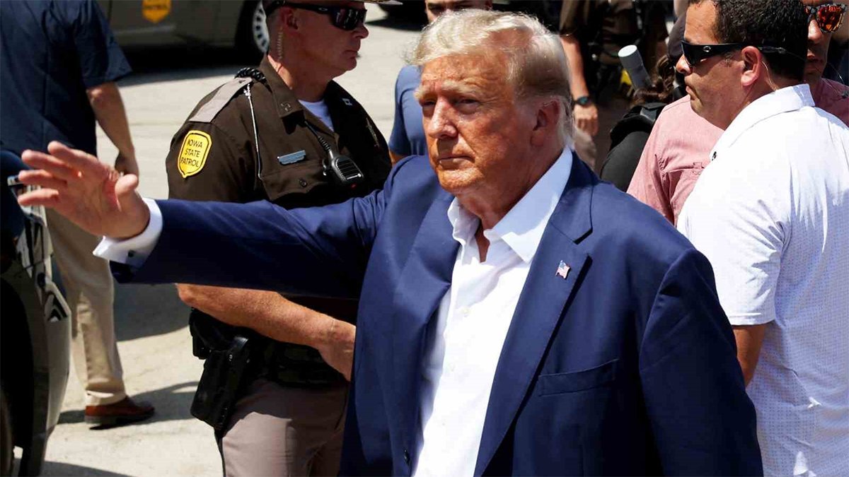 Sabıka fotoğrafı çekilen ilk ABD başkanı oldu: Kefalet ödeyen Trump serbest