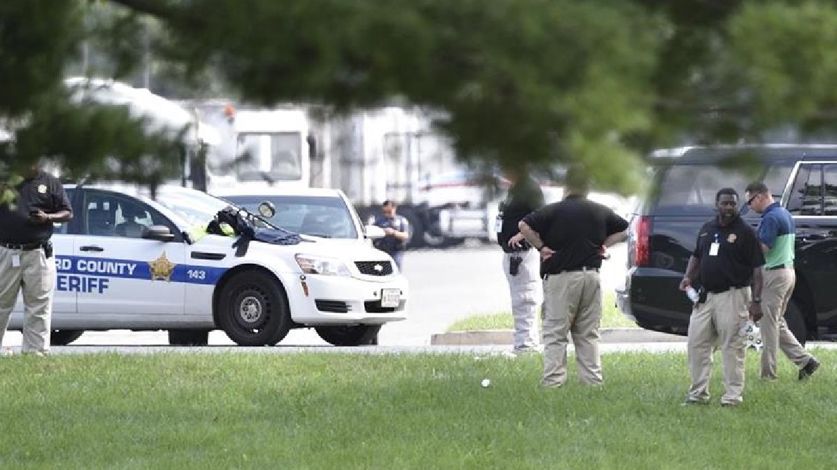 ABD’de ırkçılar şiddet saçmaya devam ediyor: Önce üç kişiyi, sonra kendisini vurdu