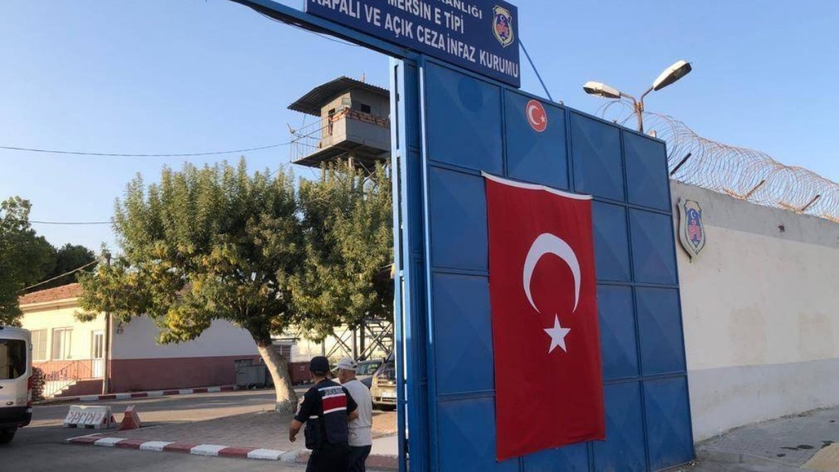 Katil zanlısı 16 yıl sonra Mersin'de yakalandı
