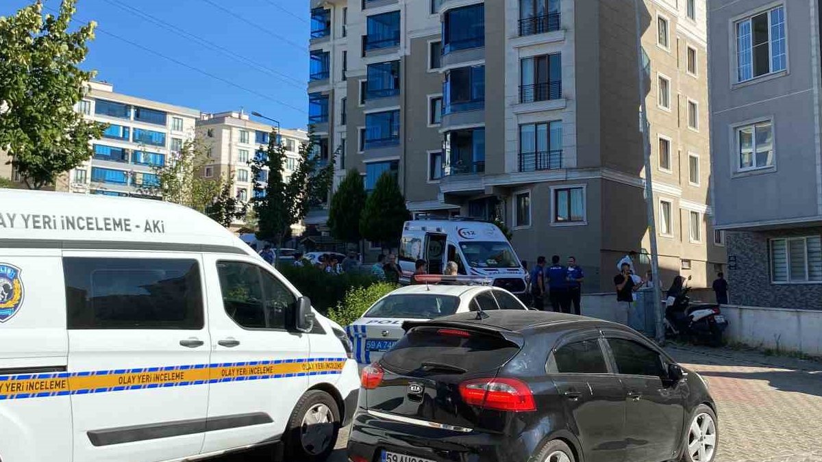 1 haftadır haber alınamıyordu: Evinde ölü bulundu