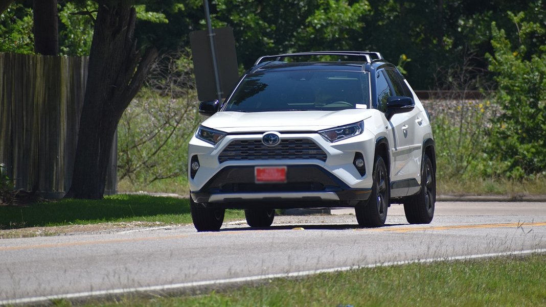 Otomobil devi 'belirsiz' durumu duyurdu: Toyota'da üretim durdu