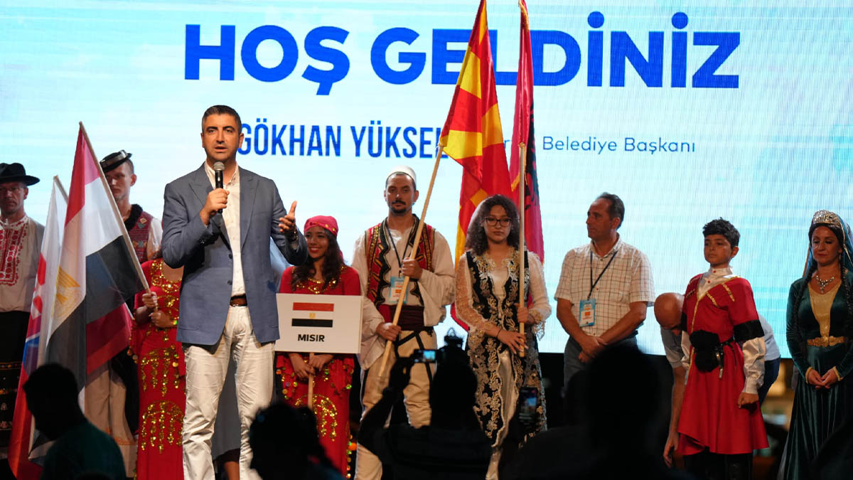 Kartal’da, 2. Uluslararası Halk Oyunları Festivali’nde görkemli final