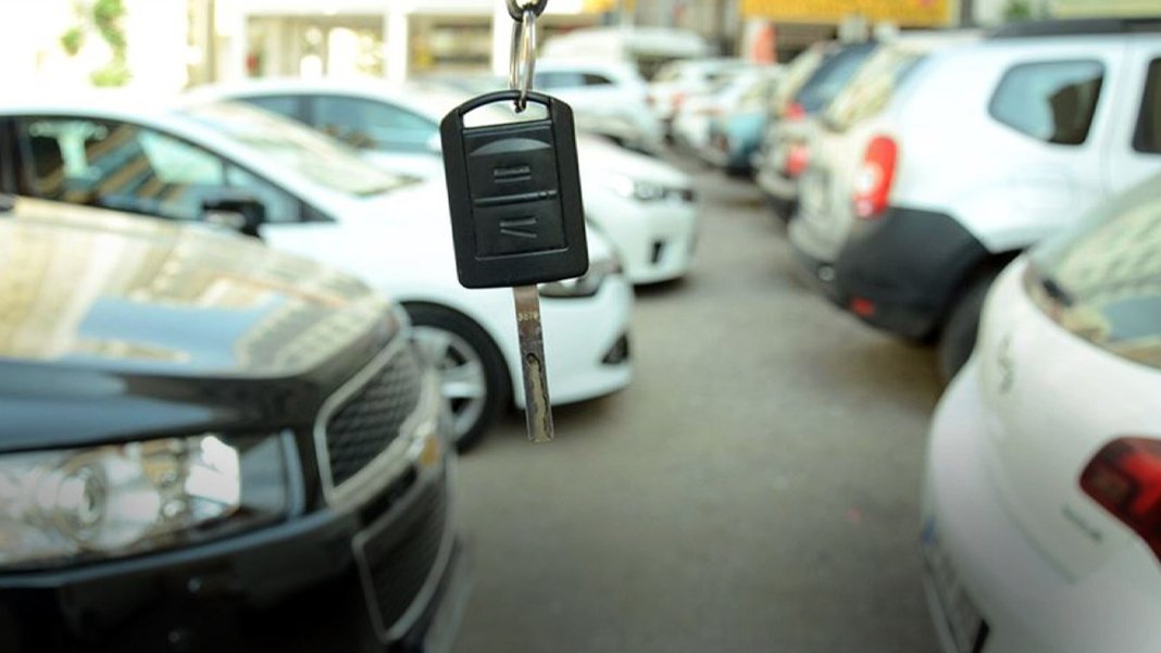 Bakanlığın uygulamaları sonrası otomobil piyasasında dengeler değişti: İkinci elde balon patladı