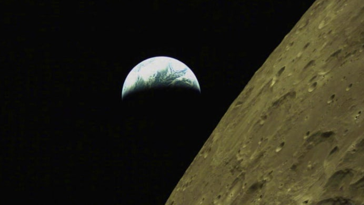 Ay’ın fethi için amansız yarış