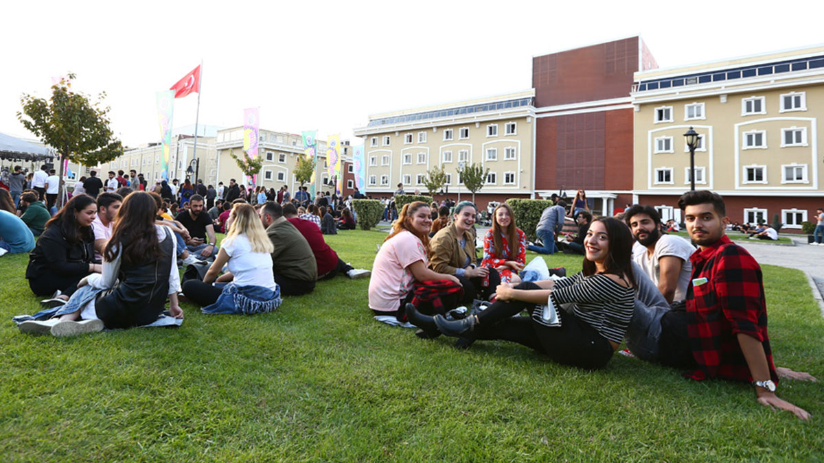 İstanbul'da okuyan üniversite öğrencileri dikkat: Başvuru tarihi uzatıldı! Bundan ucuzu yok, kaçıran çok üzülür...
