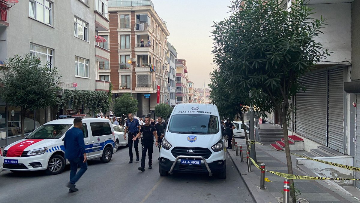 İstanbul Teksas'a döndü: Kahvehaneye saldırıda 1 ölü, 2 yaralı