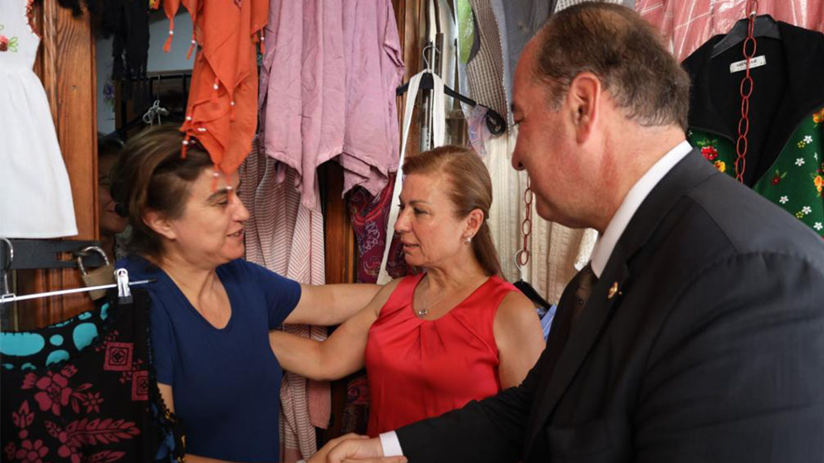 Akay ve Köse’den Tarihi Çarşı esnaflarına ziyaret