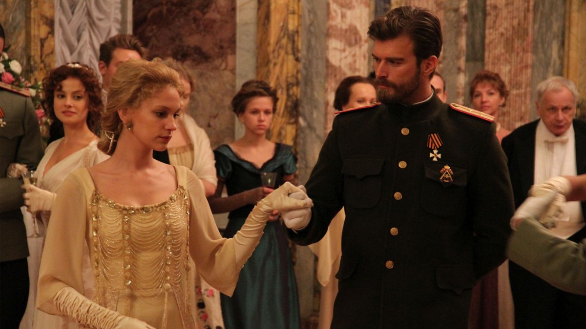 Kıvanç Tatlıtuğ ile Farah Zeynep Abdullah'a Venedik'ten ödül