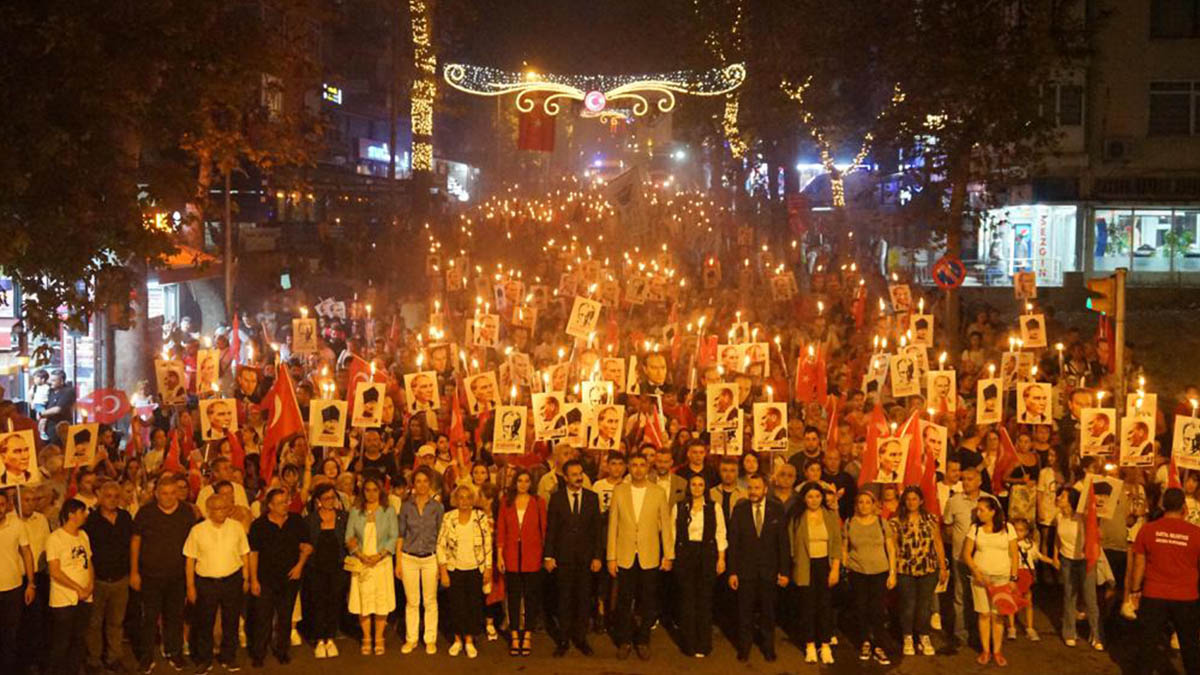 Kartal’da, Büyük Zafer'in 101. yılında muhteşem kutlama