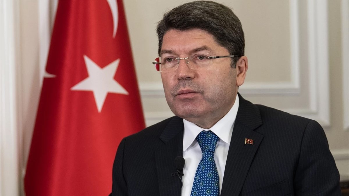 Bakan Tunç'tan 'nafaka' açıklaması: Aile hukukunu sil baştan ele alacağız