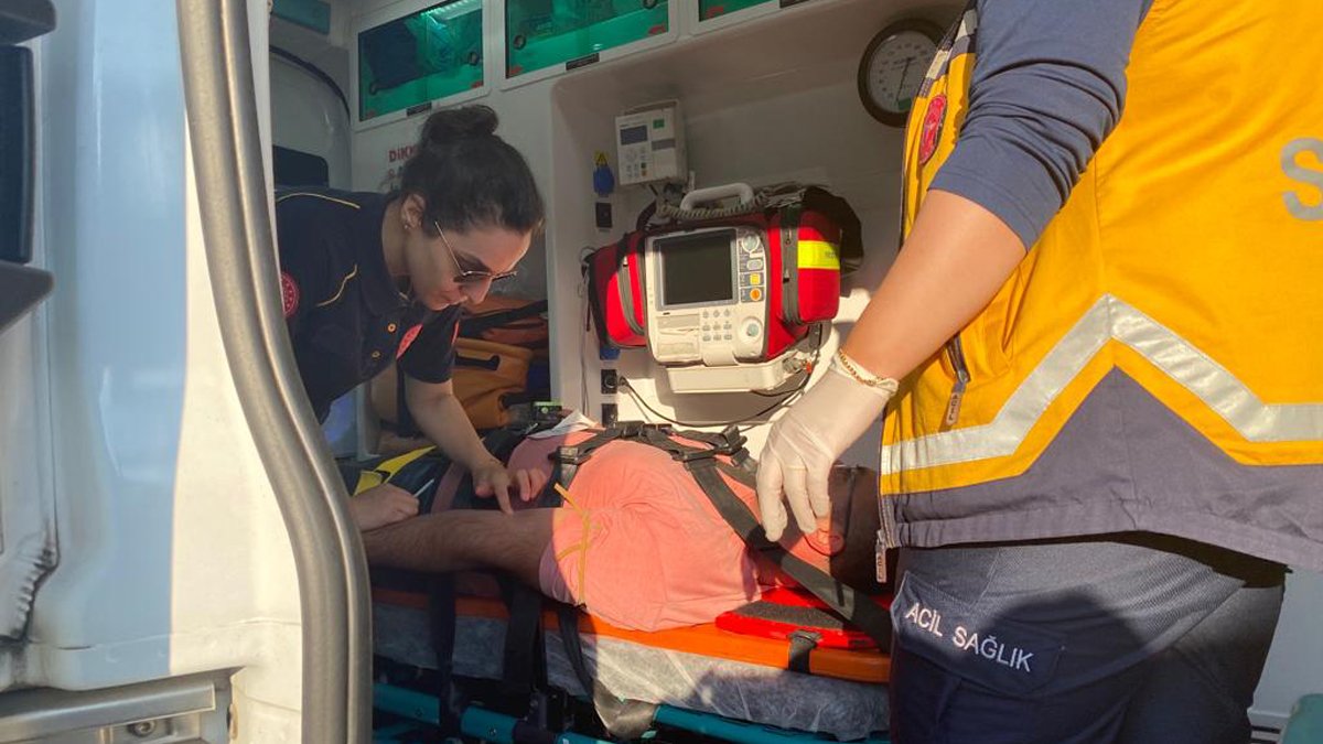 Salıncakta sallanırken ineğe çarpıp baygınlık geçirdi