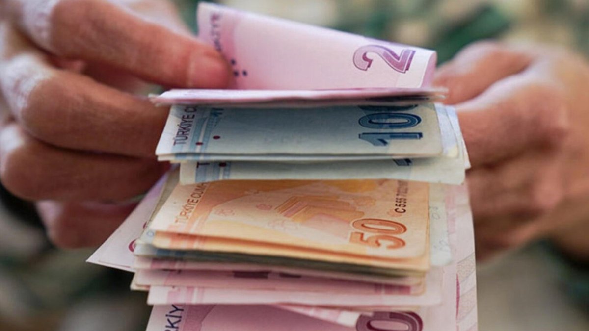 Polisten hemşireye, öğretmenden avukata... İşte meslek meslek zamlı memur maaşları