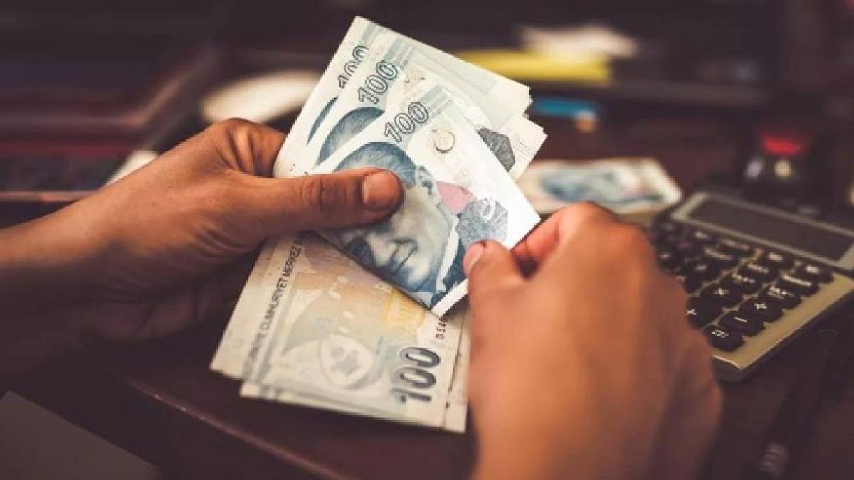 Memur ve emeklilere ocakta yüzde 50 zam müjdesi! Toplu sözleşmedeki detayı ünlü SGK uzmanı müjdeledi: Hayırlı olsun