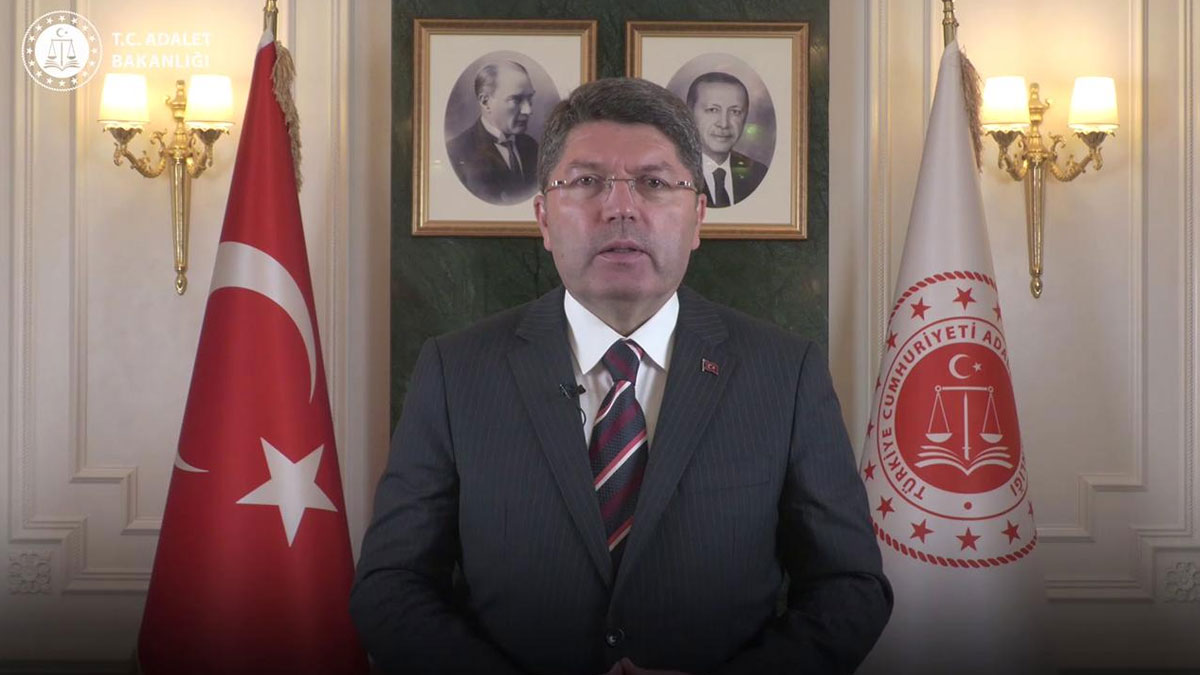 Bakan Tunç'tan yeni adli yılda 'sivil anayasa' vurgusu