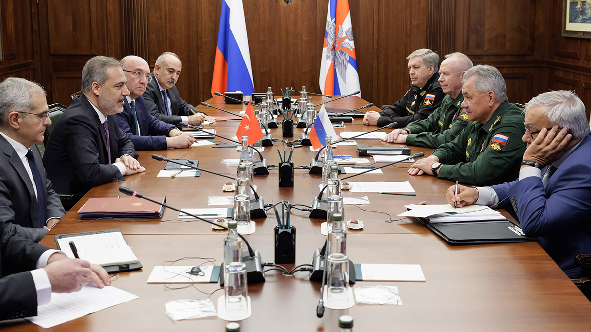 Dışişleri Bakanı Fidan, Rusya Savunma Bakanı Şoygu ile görüştü