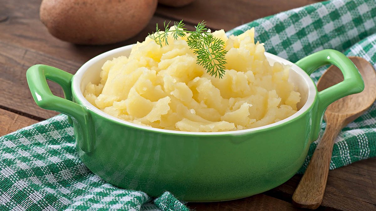 Herkes severek yiyor ama... Gençliğin düşmanı çıktı!