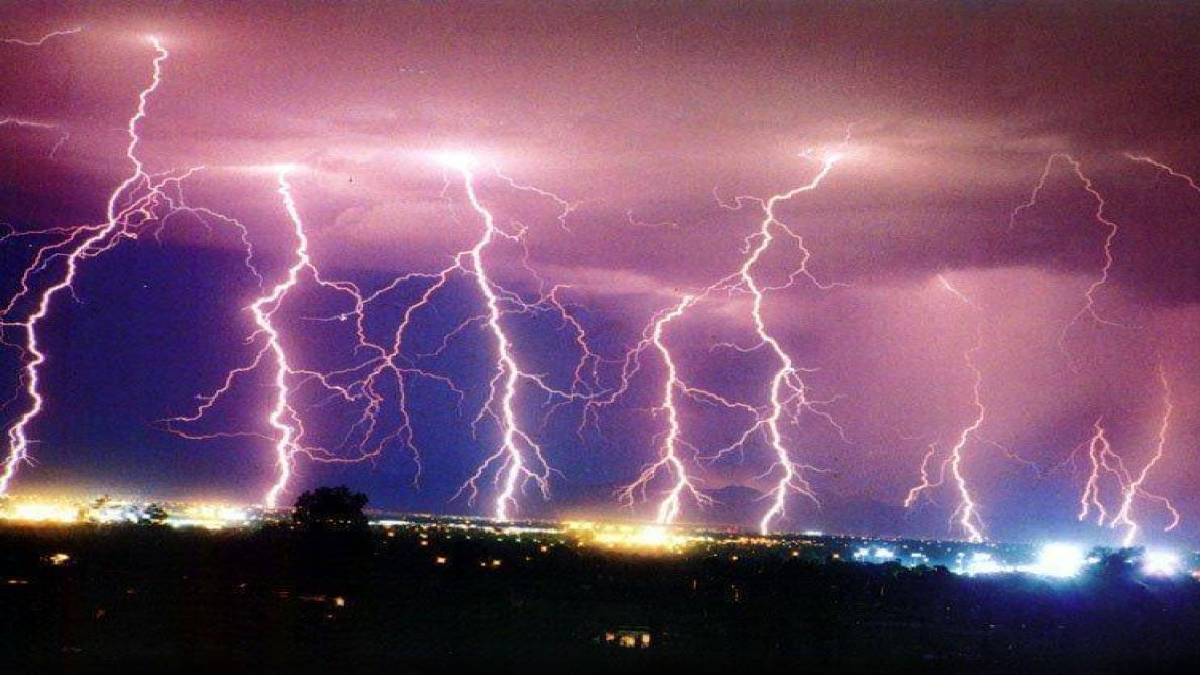 Meteoroloji’den yağmur kıyamet gibi yağacak uyarısı! 6 bin şimşek çaktı: Ankara, Sivas, Tokat, Samsun, Ordu, Giresun…