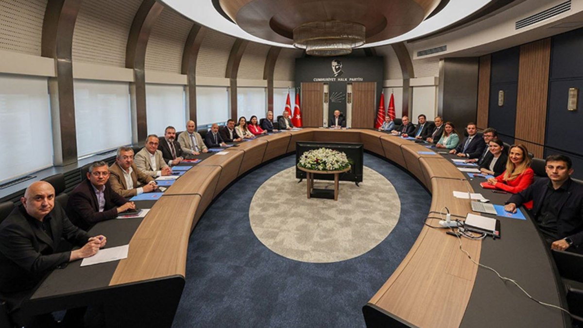 CHP MYK yarın toplanıyor