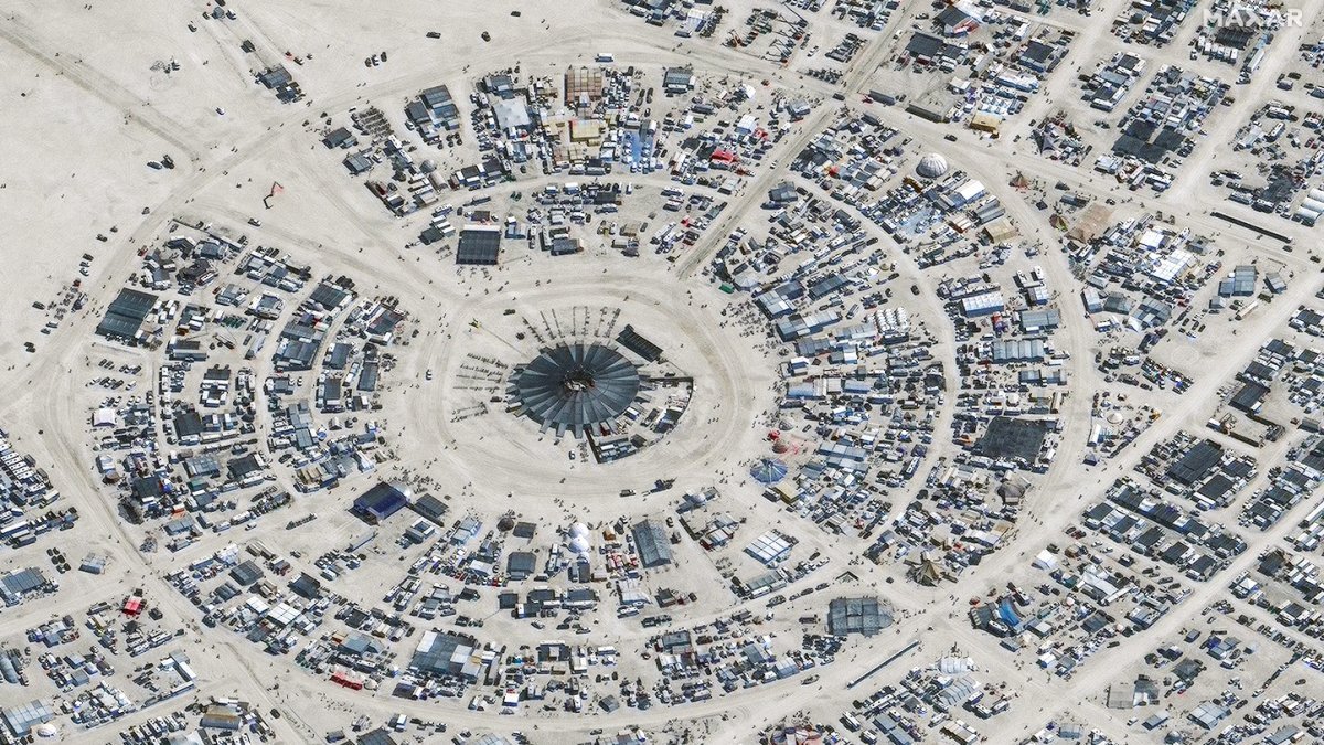 Çöldeki festival felakete dönüştü