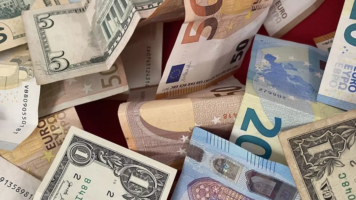 Enflasyon verileri sonrası döviz kurunda yükseliş