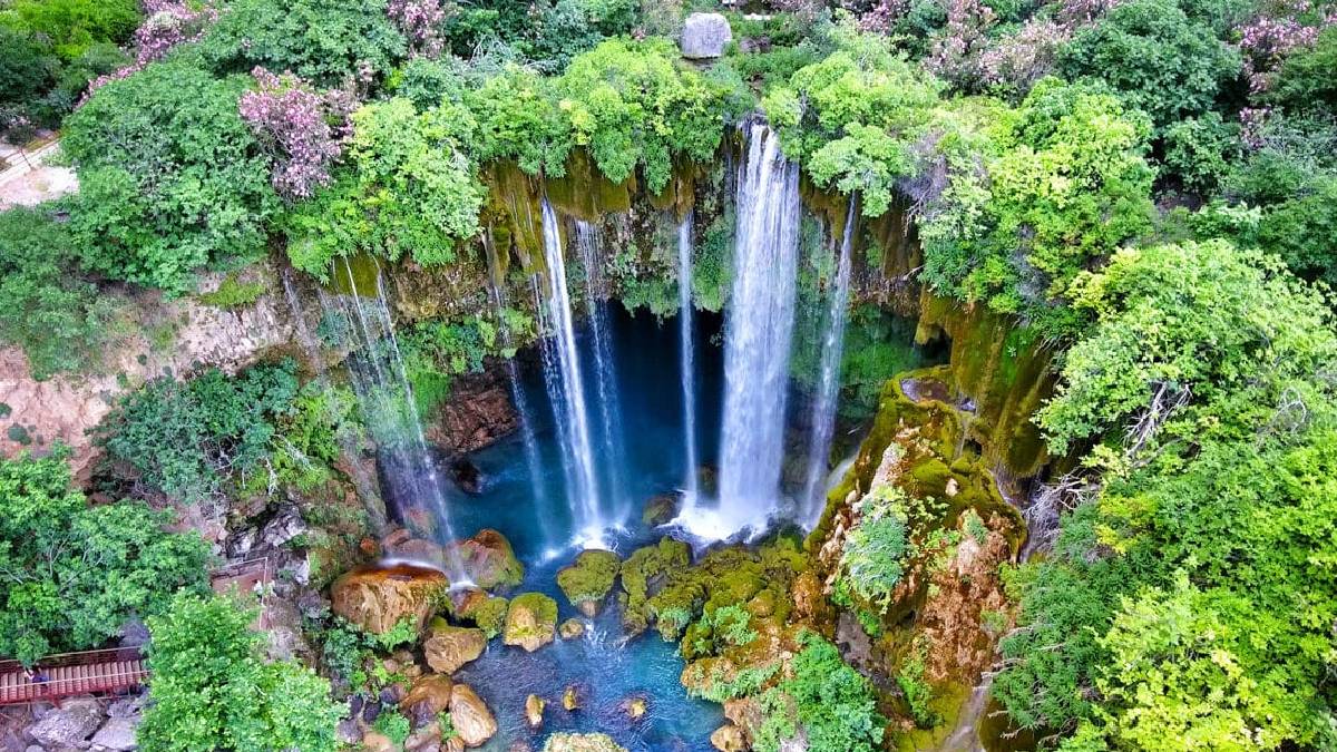 Türkiye’nin keşfedilmemiş doğa harikası! Arabasına atlayan soluğu orada alıyor! Cenneti gören Antalya ve Muğla’yı unutuyor