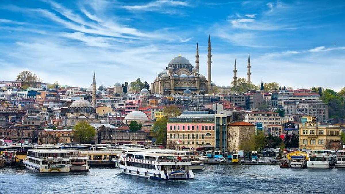 İstanbul’da toplu taşıma kullananlar dikkat! 4 Eylül'de resmen başladı: Kimse ücret ödemeden binecek