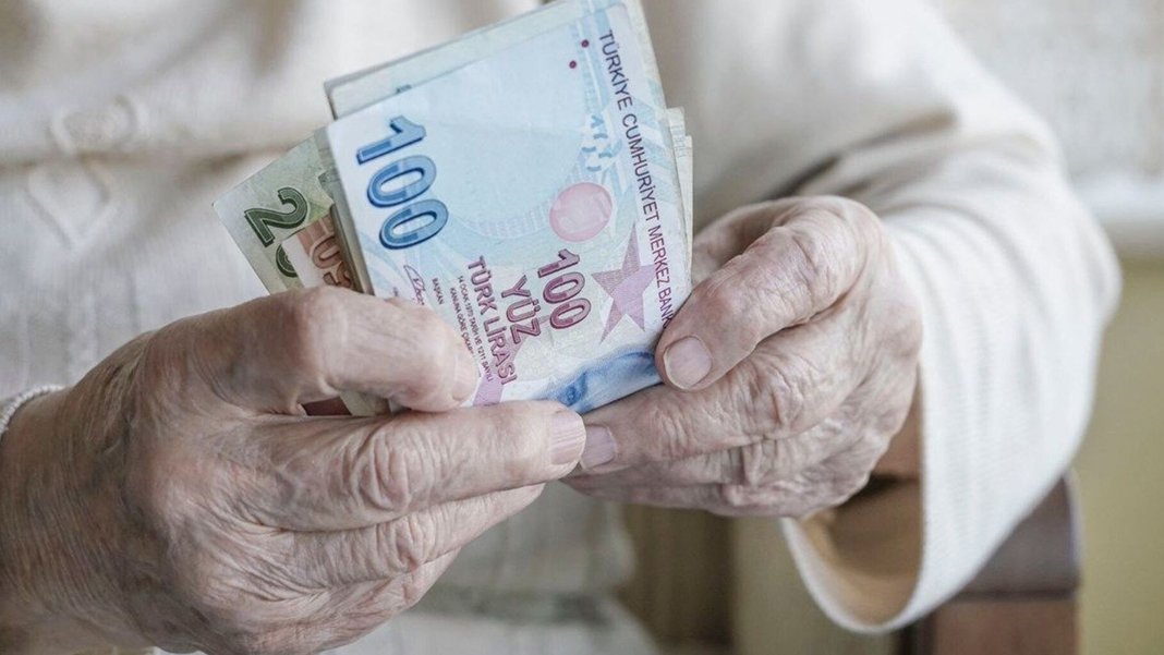 İstanbul’da yaşam maliyeti 42 bini geçti: Bir ayda 4 bin liralık artış