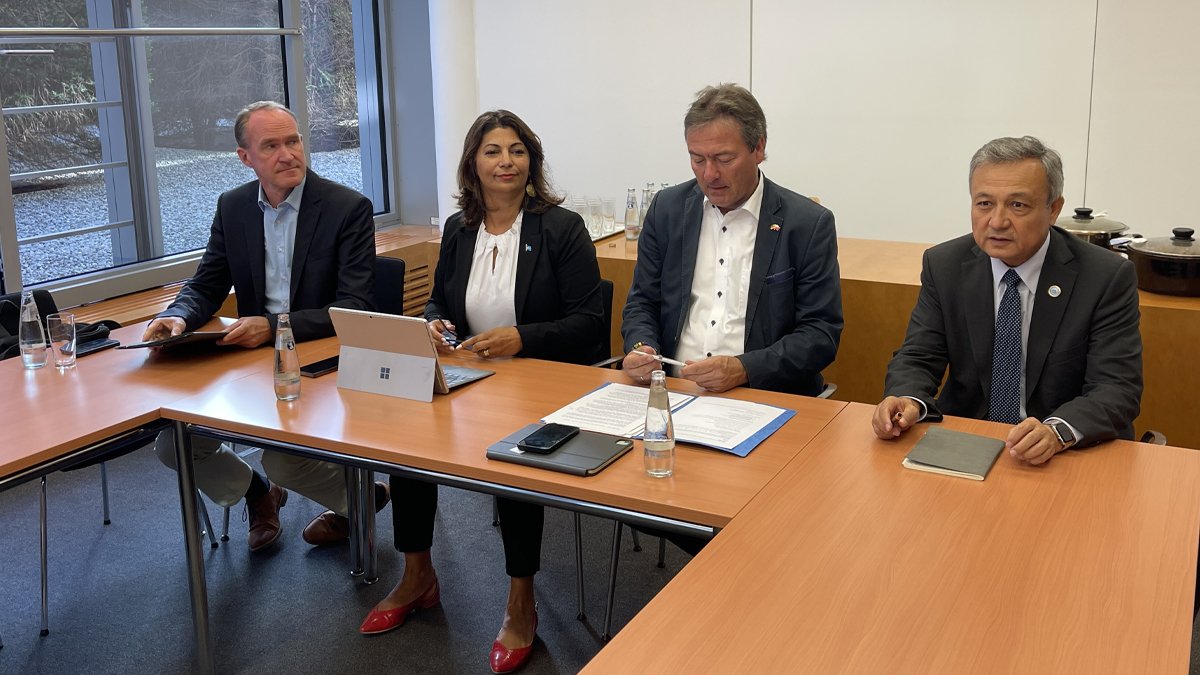 Alman parlamentosu 'Uygur Türk dostluk grubunu' kurdu