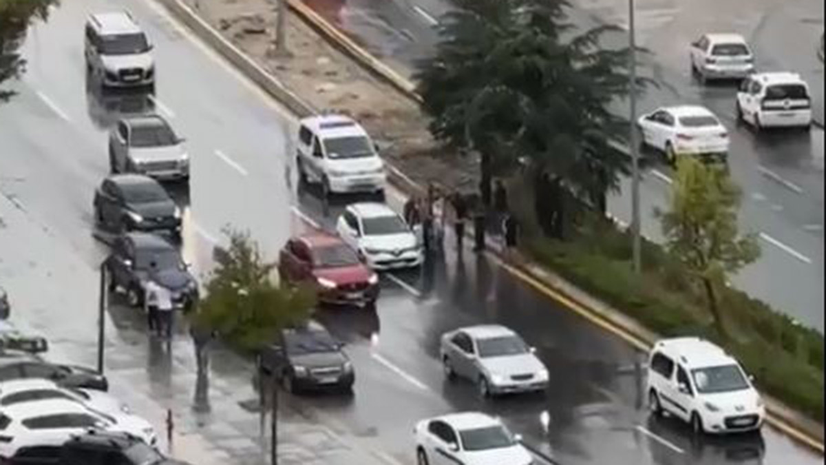 'Yol vermeme' kavgasında yanlışlıkla eşini öldürdü: Kendimi korumak isterken oldu