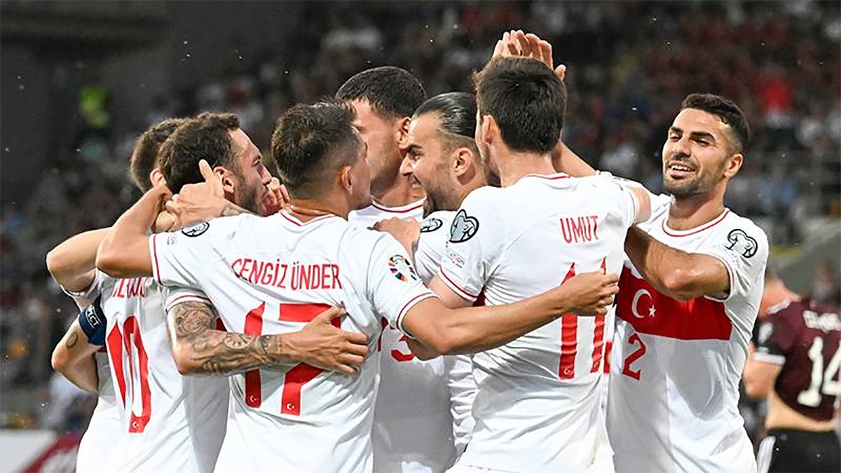 Türkiye-Ermenistan maçında düdük çalacak hakem belli oldu