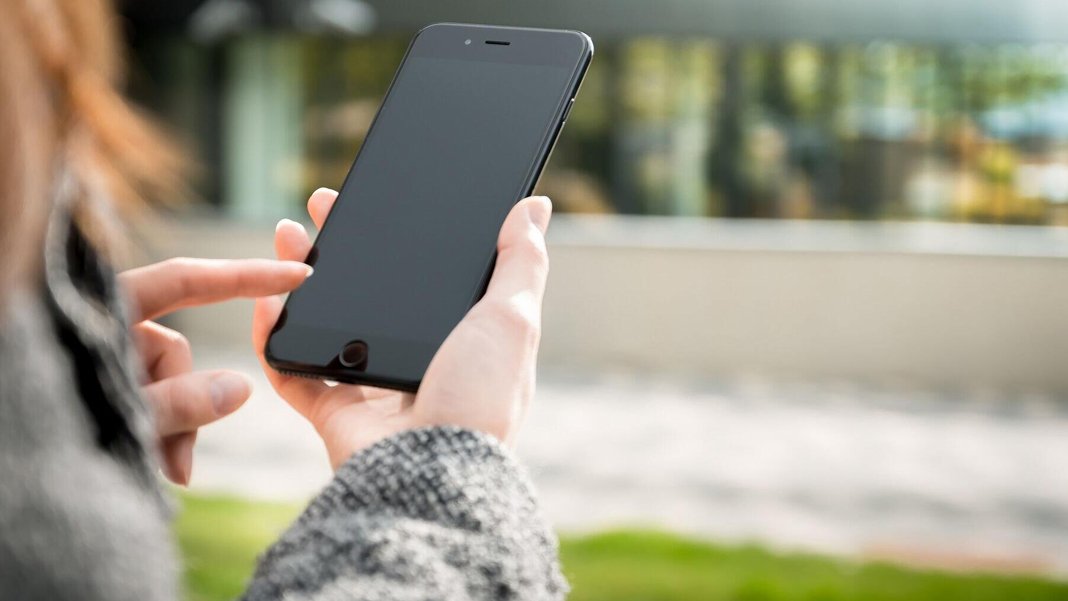 İlginç mesajın ardından evi ve şehri terk etti: 'Cinim odanda yaşıyorum'