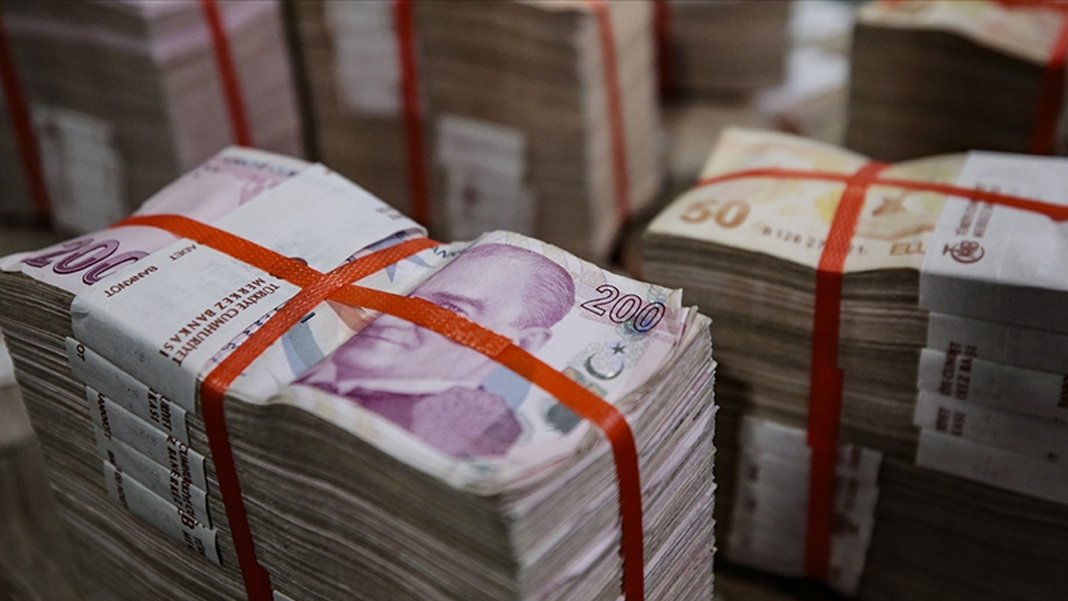 Kredi ve mevduat faizleri uçtu: 6,4 puanlık tarihi artışla yüzde 52,97’ye çıktı