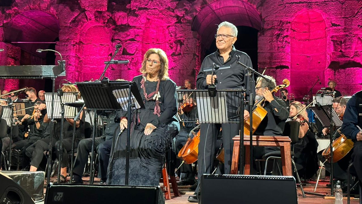 Zülfü Livaneli ve Maria Farantouri'den  Atina’da dostluk konseri