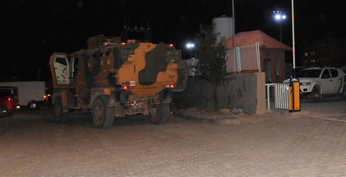 Çukurca - Hakkari Karayolu Doğanlı mevkiinde çatışma - Şehit ve yaralılar var - Son dakika haberleri