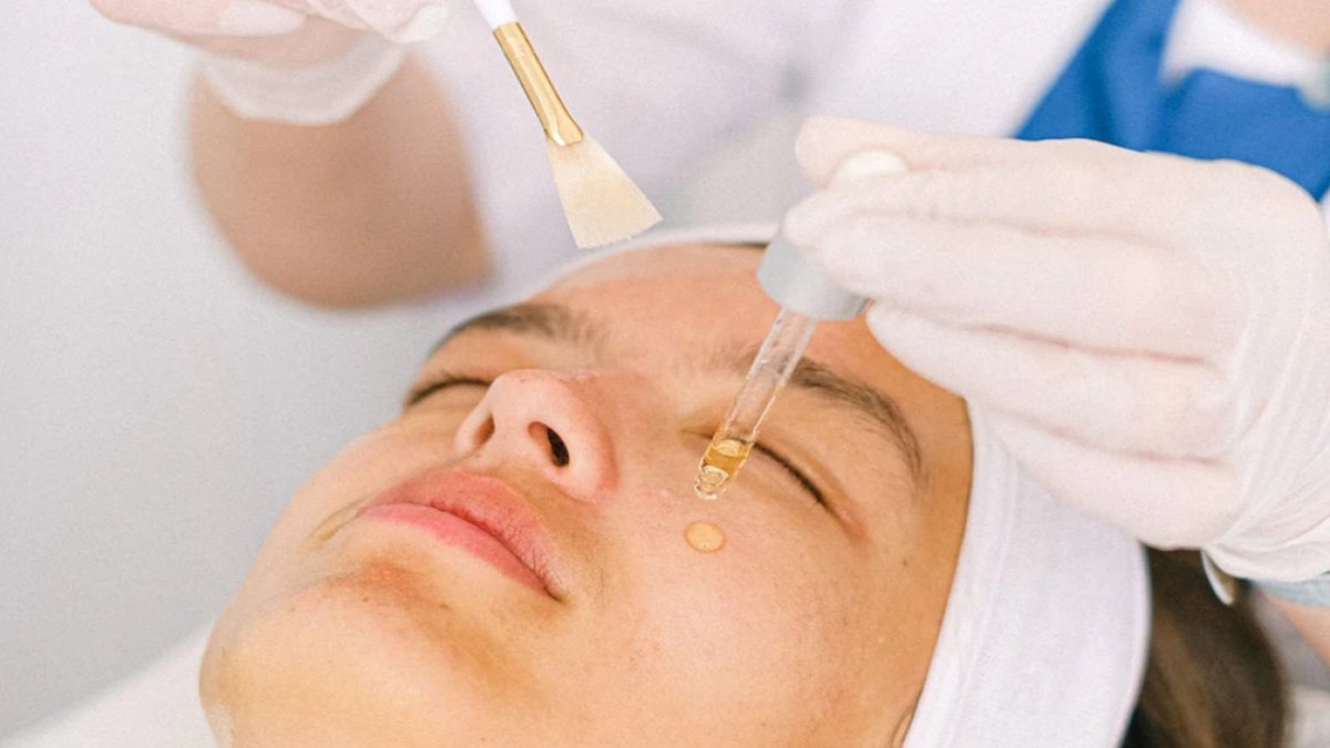 Niasinamid Serumu Nedir ve Ne İşe Yarar?