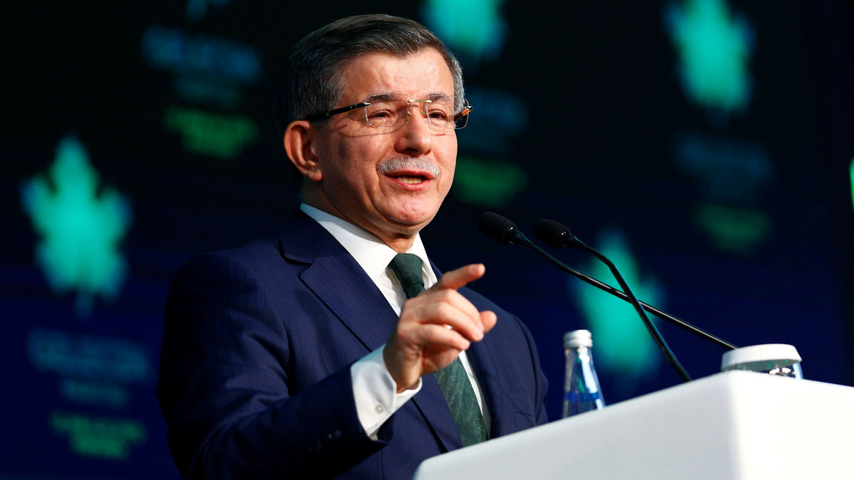 Davutoğlu: İktidar çiftçiye düşman, rantiyeye dost