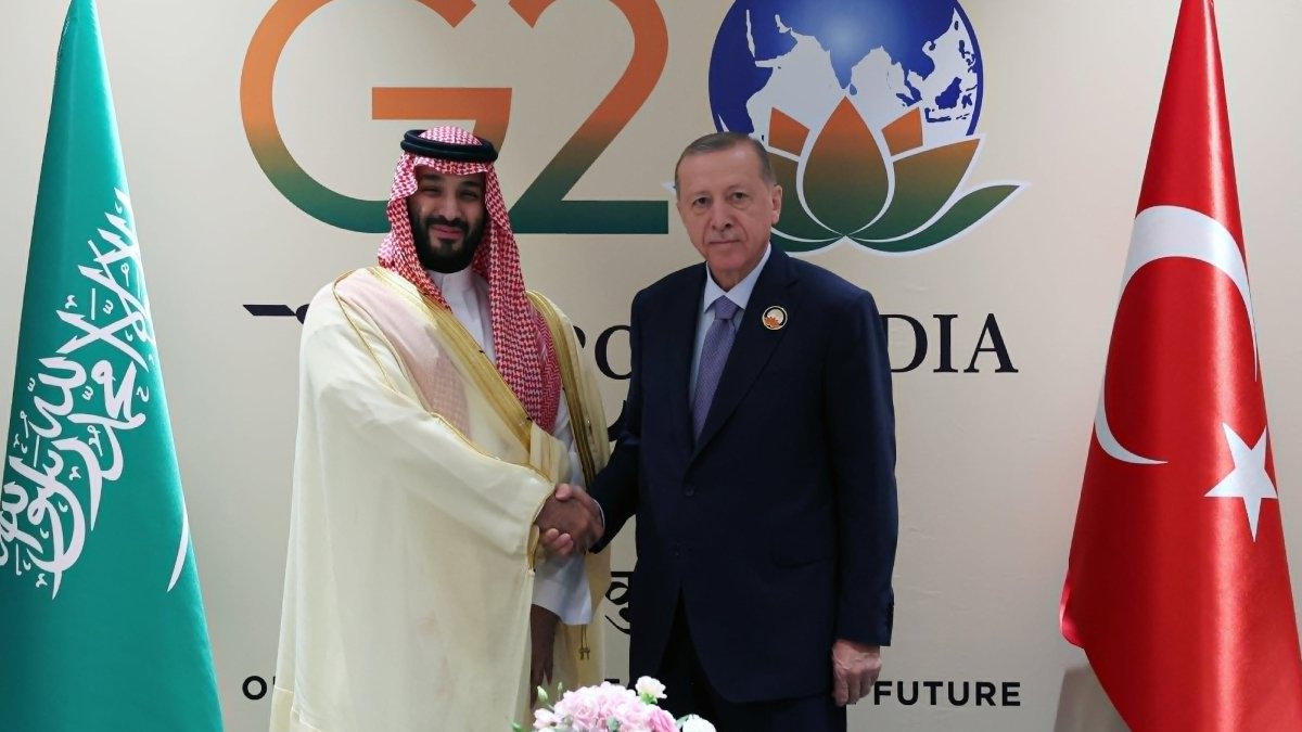 Erdoğan, Suudi Arabistan Veliaht Prensi Selman ile görüştü