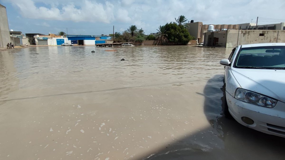Libya sel ve su baskınları ile mücadele ediyor