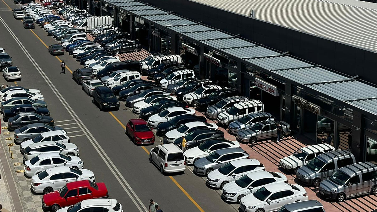 Otomobil satışında yeni dönem: Fiyatlar yüzde 10'a yakın düştü! Piyasa normale dönüyor