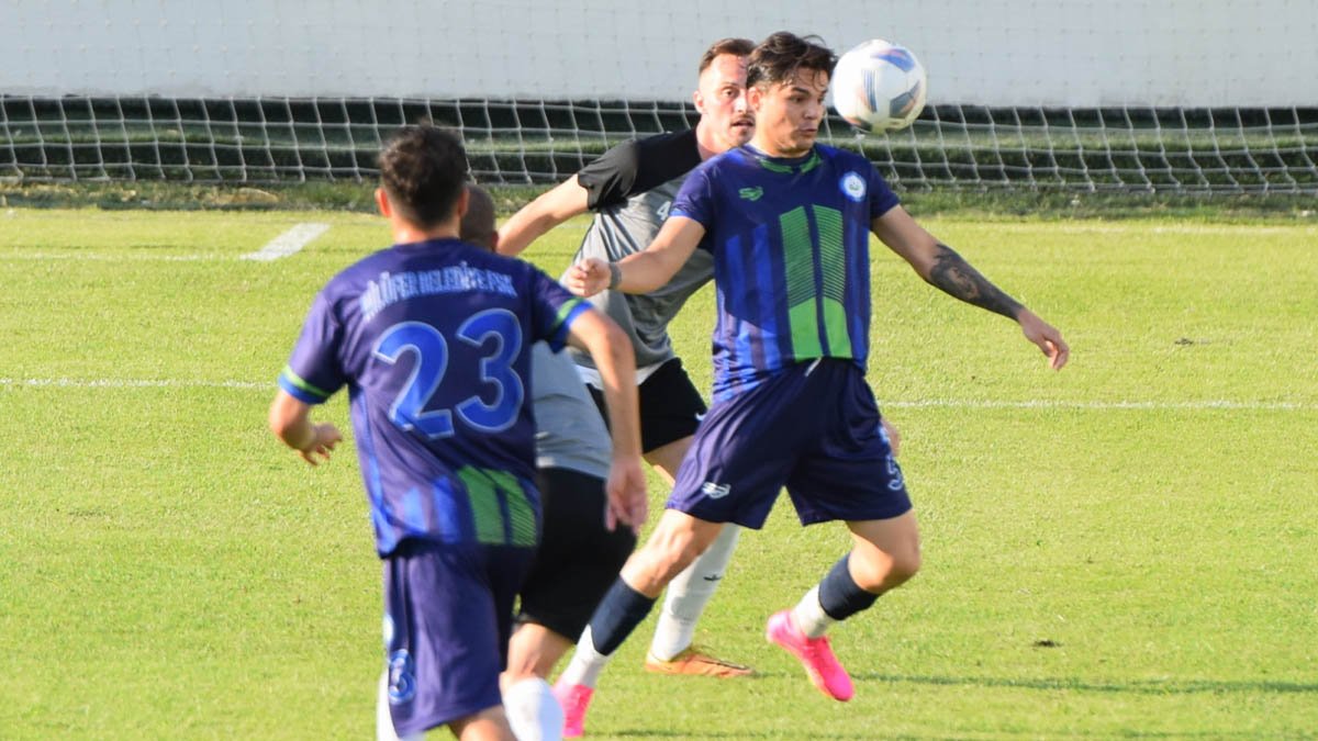 Nilüferli futbolcular sezona hazırlanıyor