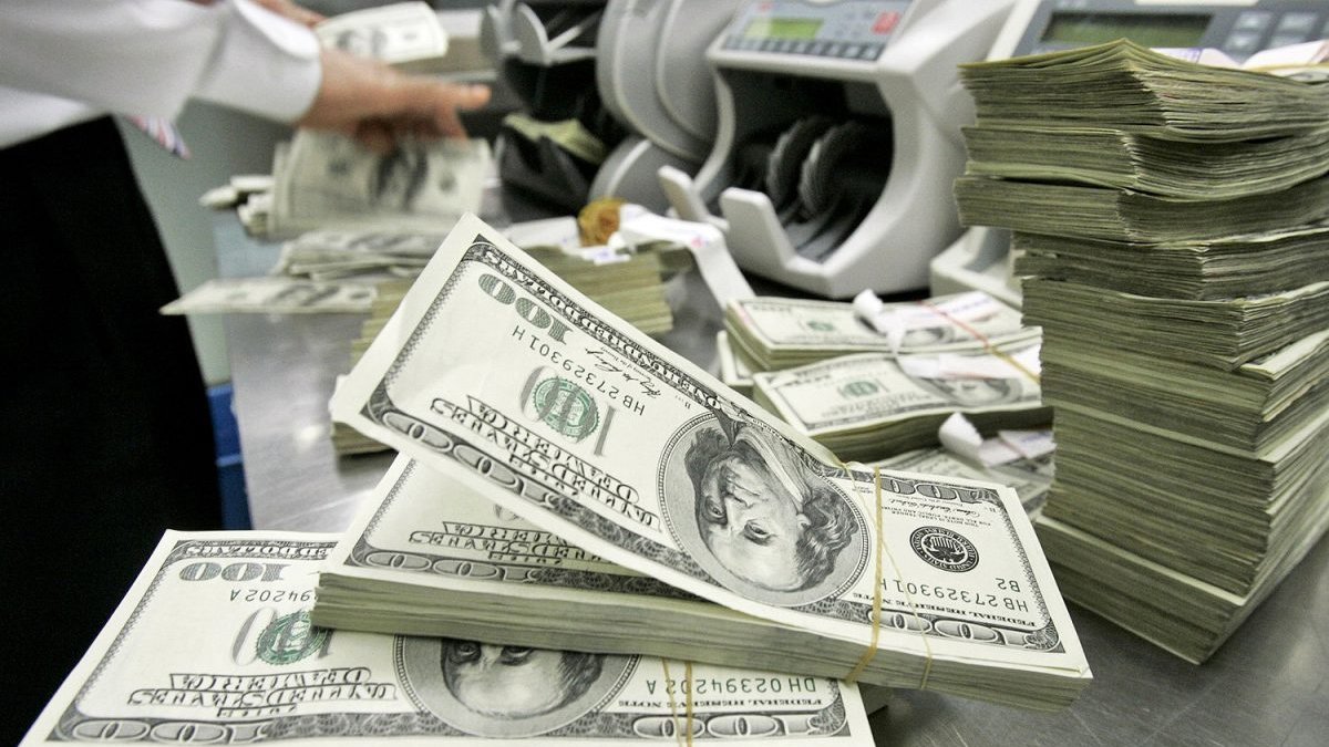 Cari açık yine beklentileri aştı! Temmuzda 5,5 milyar dolar oldu