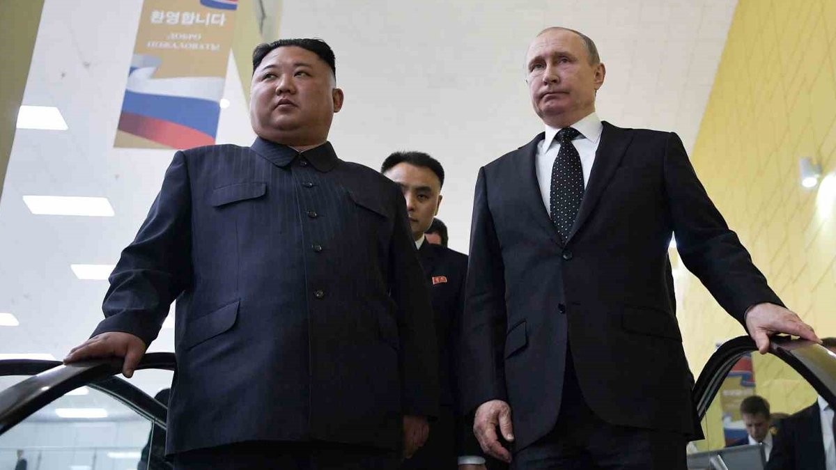 Kremlin açıkladı: Putin davet etti Kim Jong-un Rusya'ya gelecek