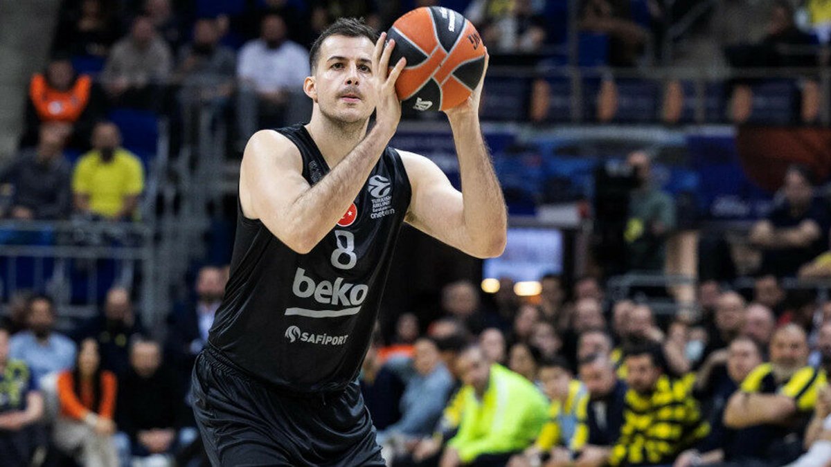 Fenerbahçe'de Bjelica ile yollar ayrıldı