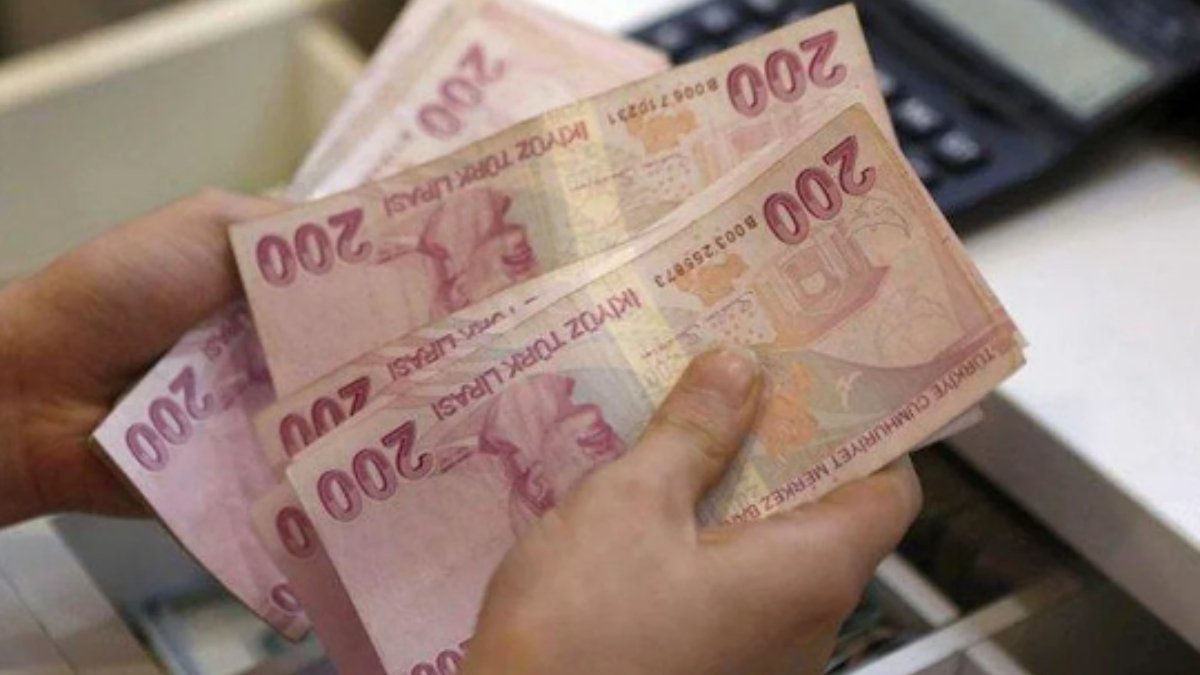 Zammı öğrenmek için 3 ay beklemeyin! Her tahmini tutan isim yeni asgari ücreti açıkladı: Herkes şaşkın