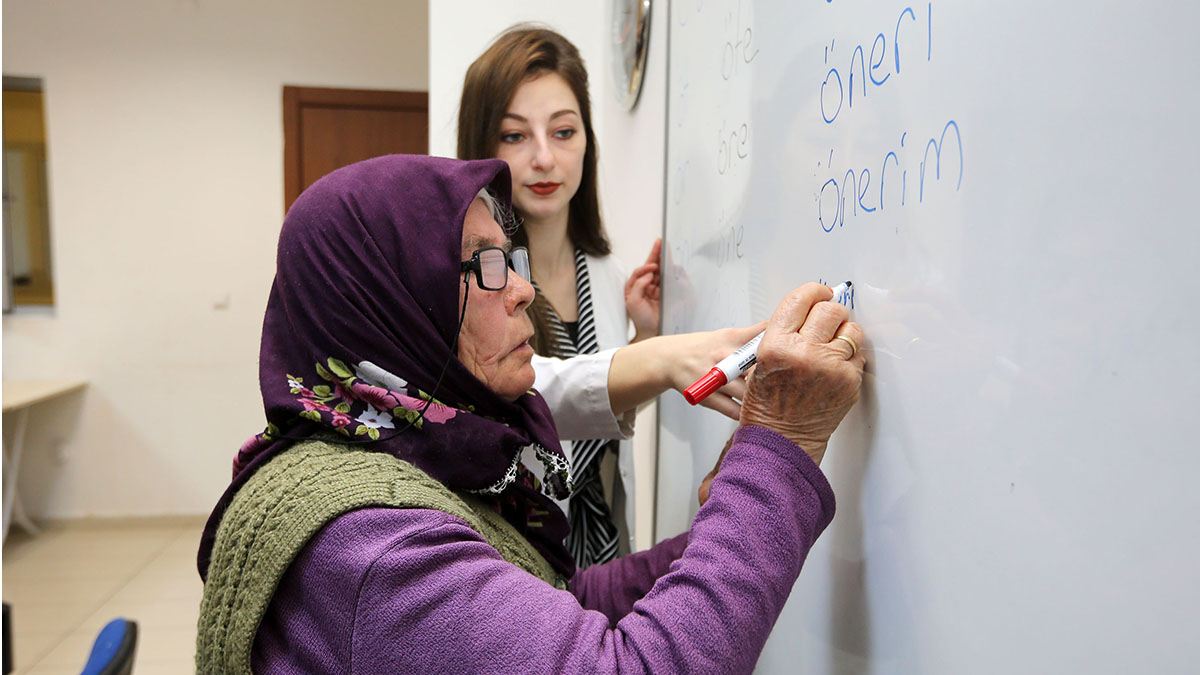 Okuma yazma kursuna kayıtlar başladı